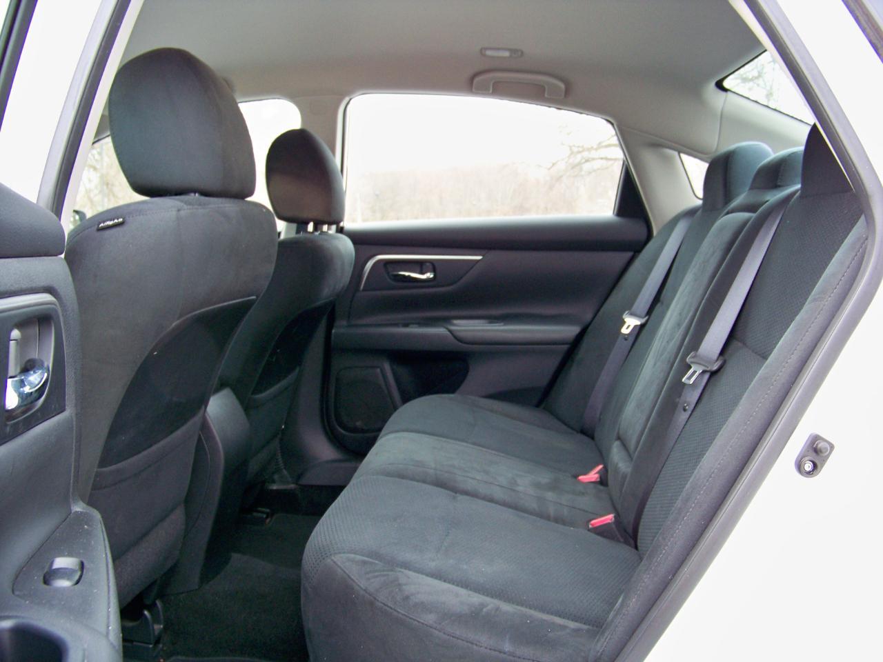 Nissan Altima 2.5 S 2015