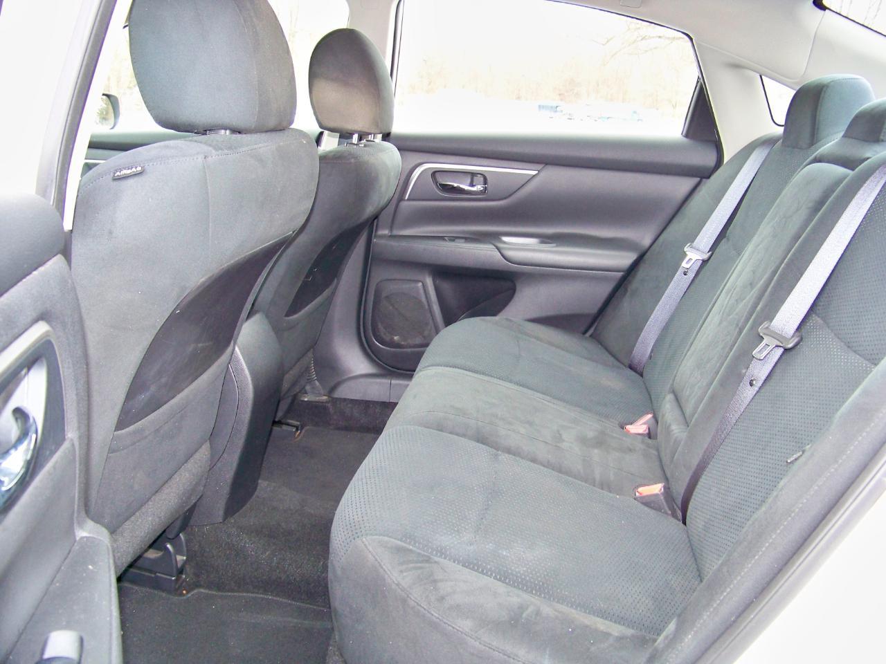 Nissan Altima 2.5 S 2015