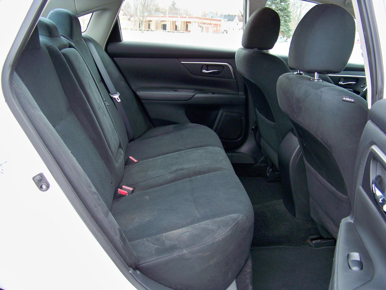 Nissan Altima 2.5 S 2015