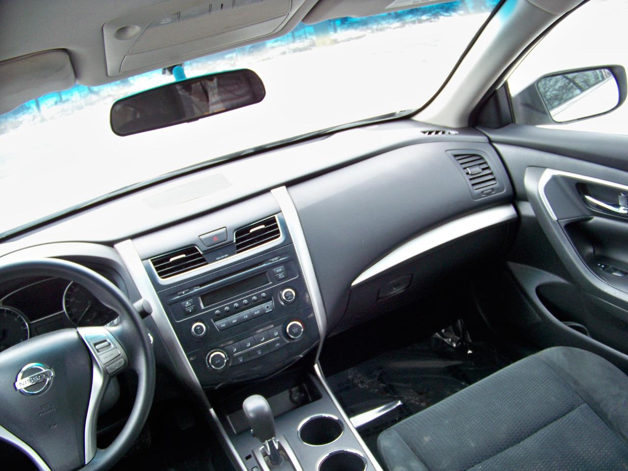 Nissan Altima 2.5 S 2015