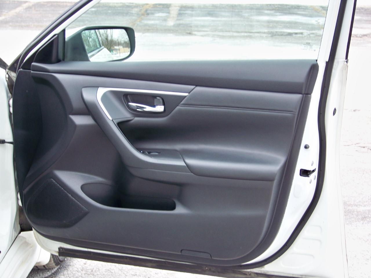 Nissan Altima 2.5 S 2015