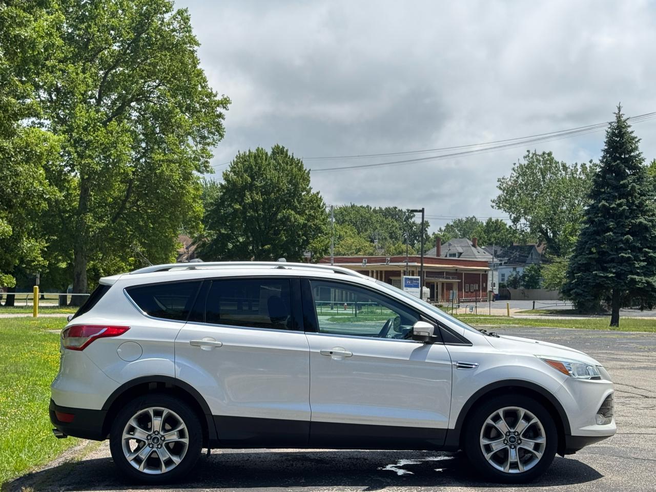 Ford Escape Titanium 4WD 2015