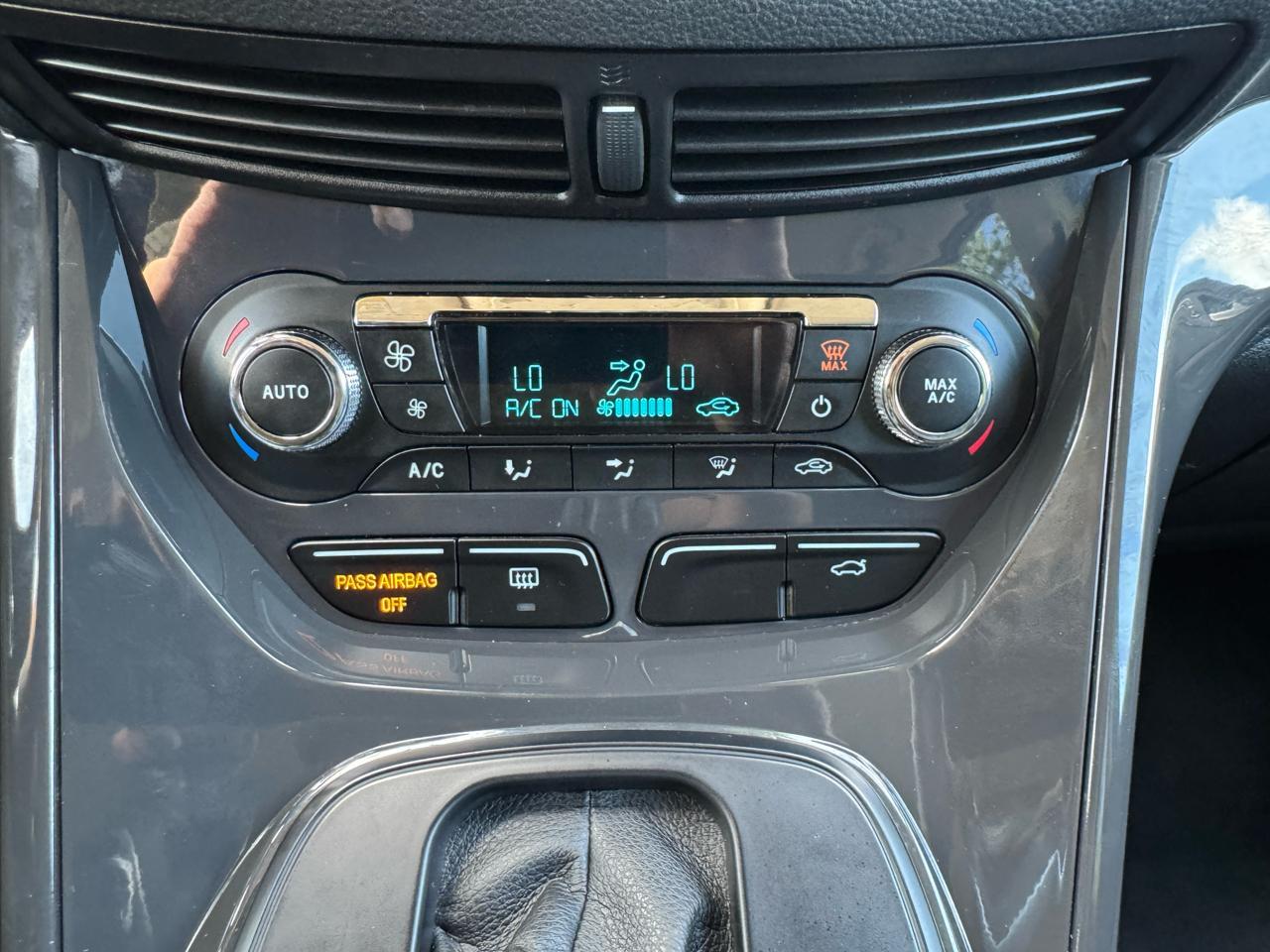 Ford Escape Titanium 4WD 2015