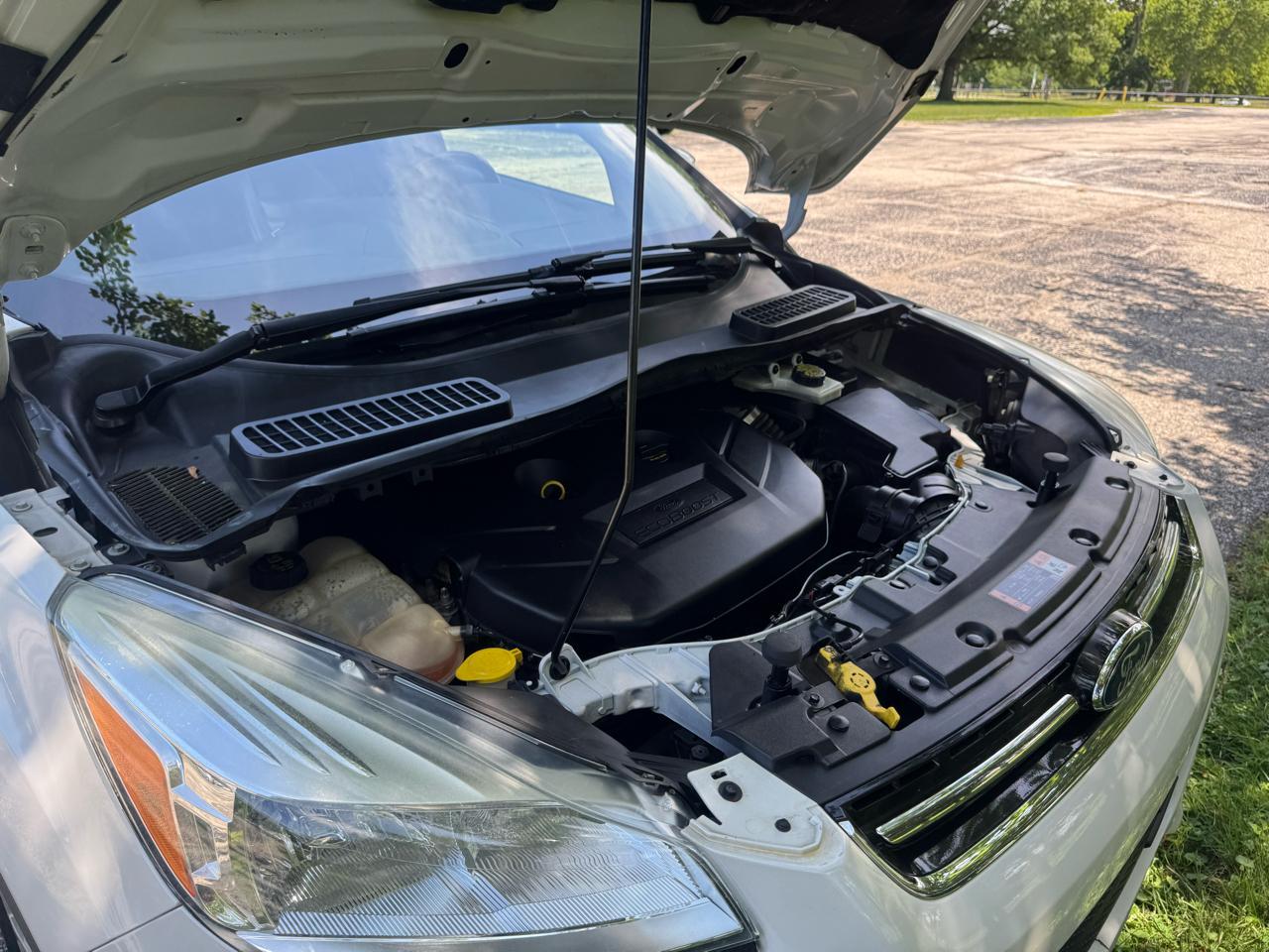 Ford Escape Titanium 4WD 2015