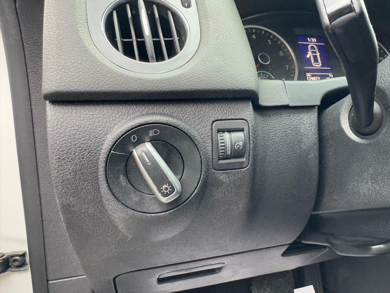 Volkswagen Tiguan S 4Motion 2012