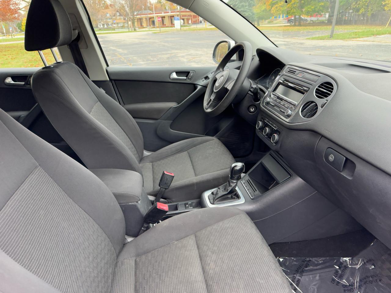 Volkswagen Tiguan S 4Motion 2012