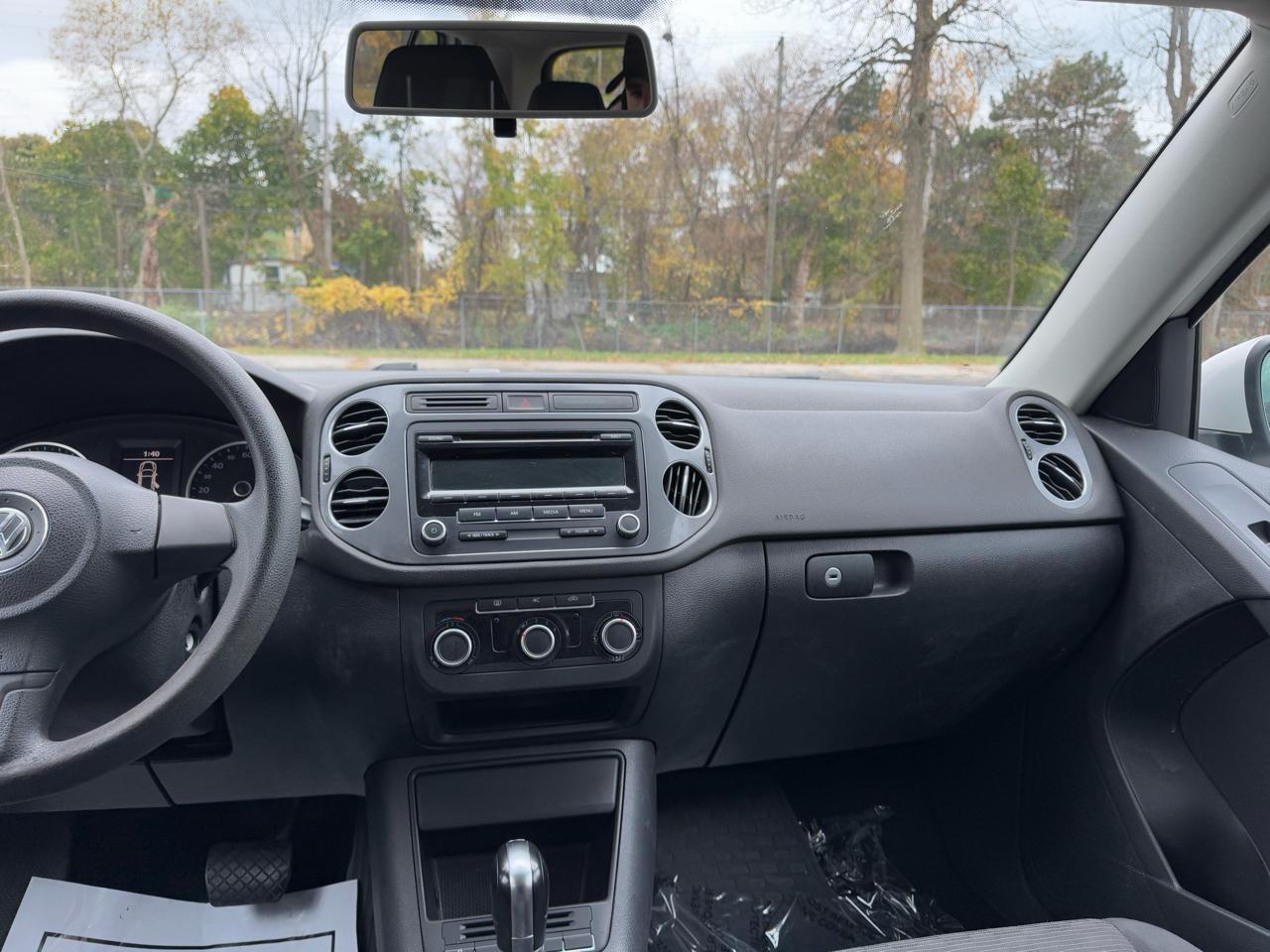 Volkswagen Tiguan S 4Motion 2012