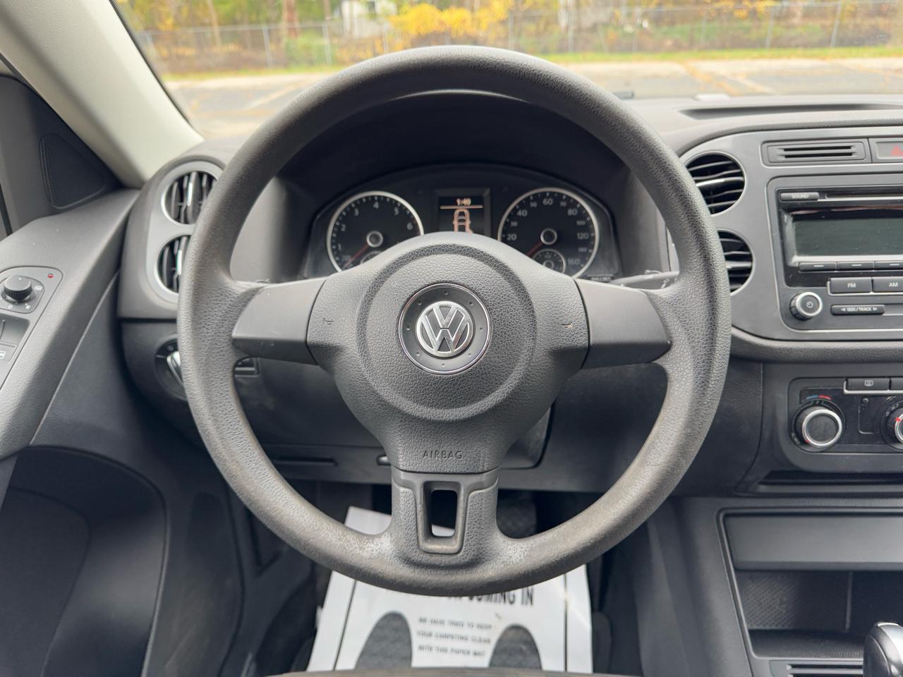 Volkswagen Tiguan S 4Motion 2012