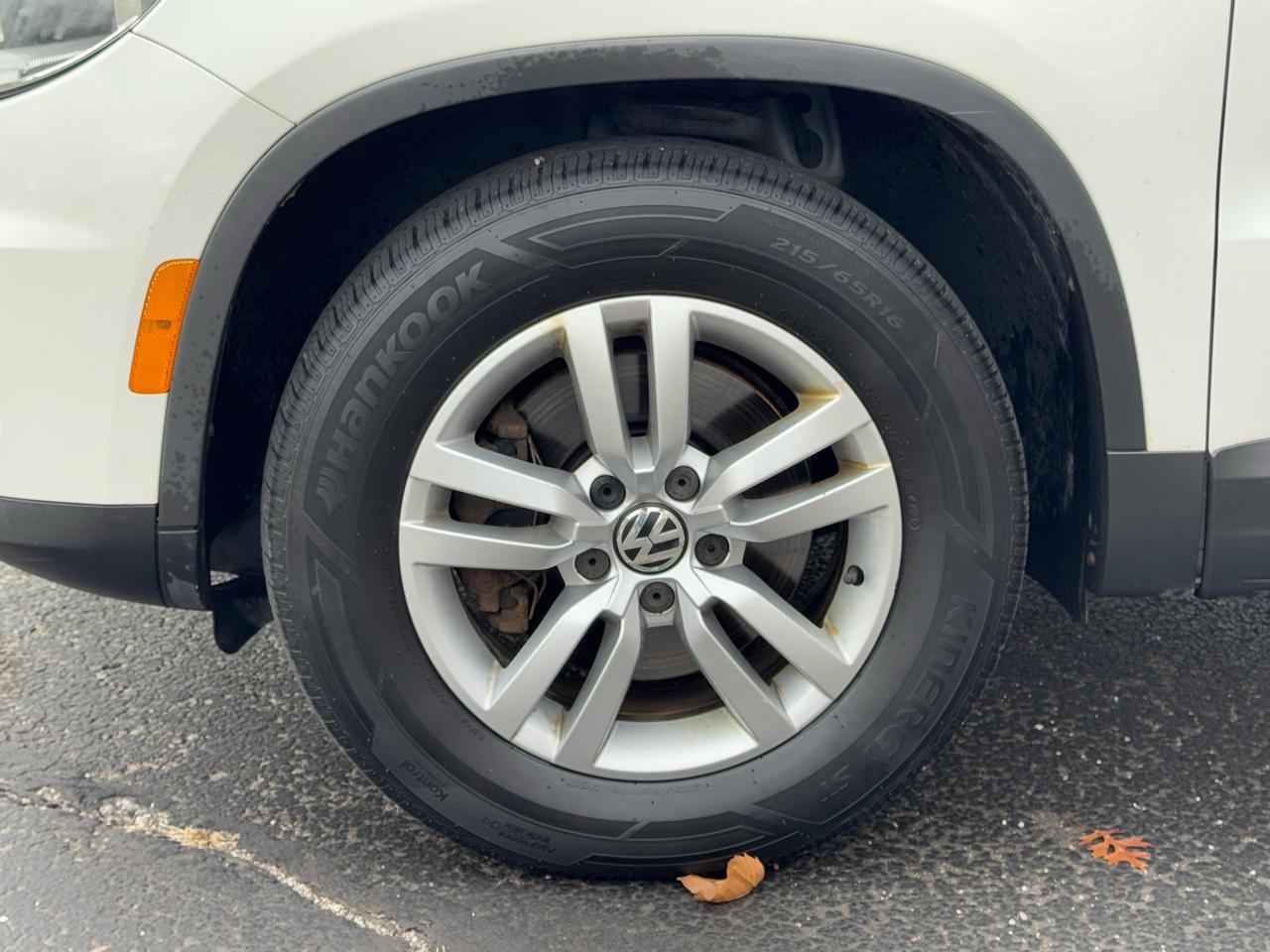 Volkswagen Tiguan S 4Motion 2012