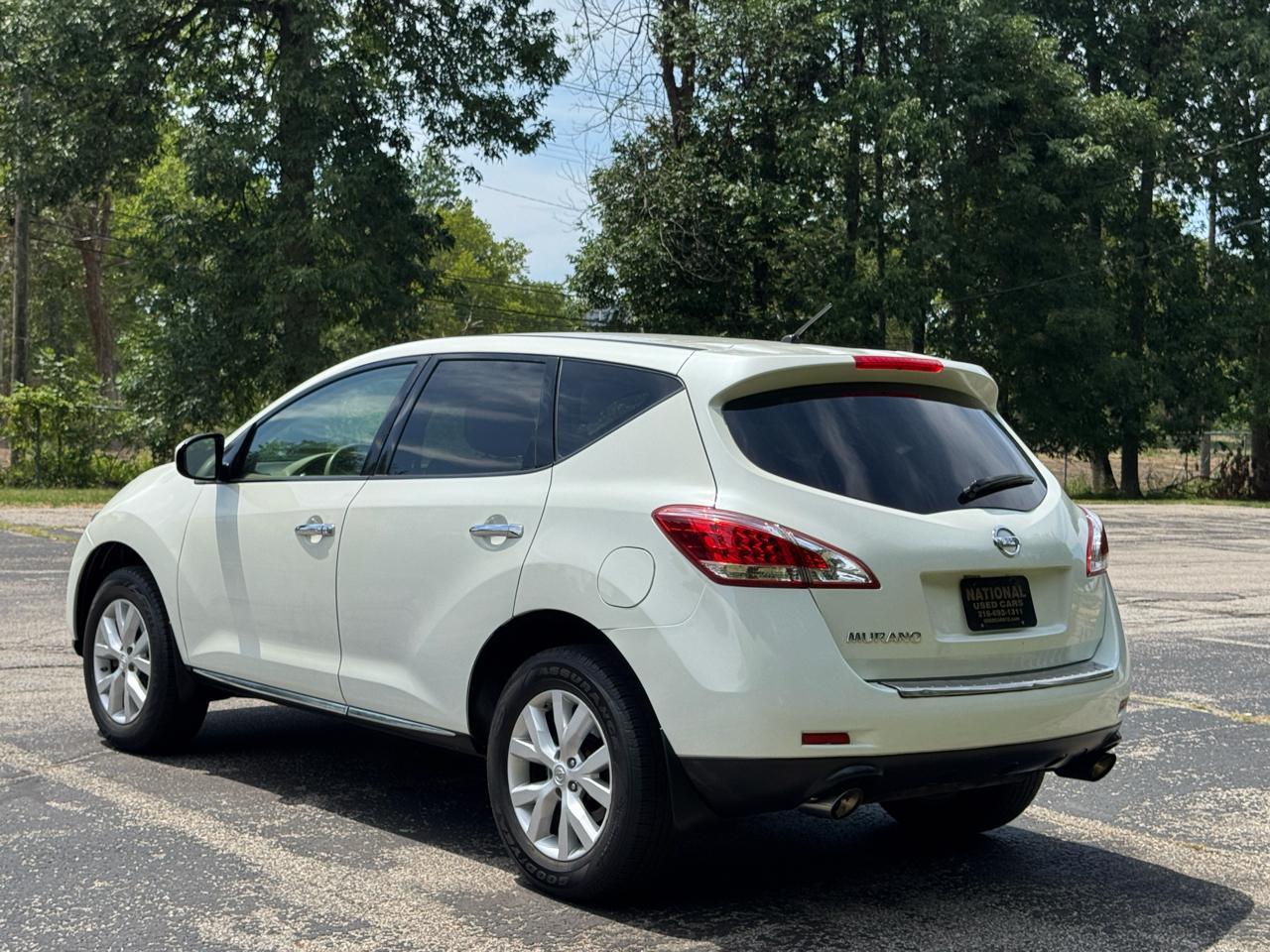 Nissan Murano S 2011