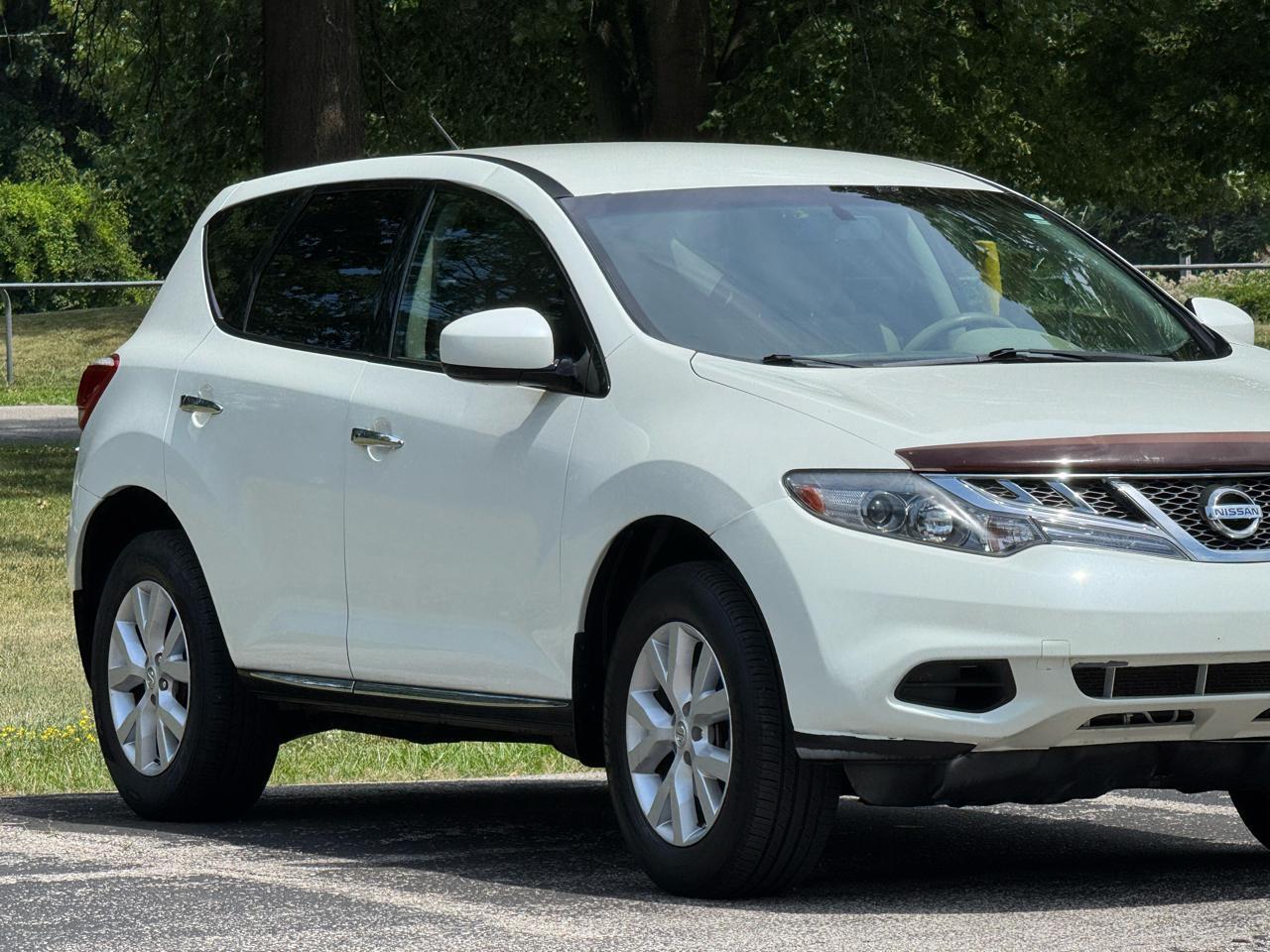 Nissan Murano S 2011