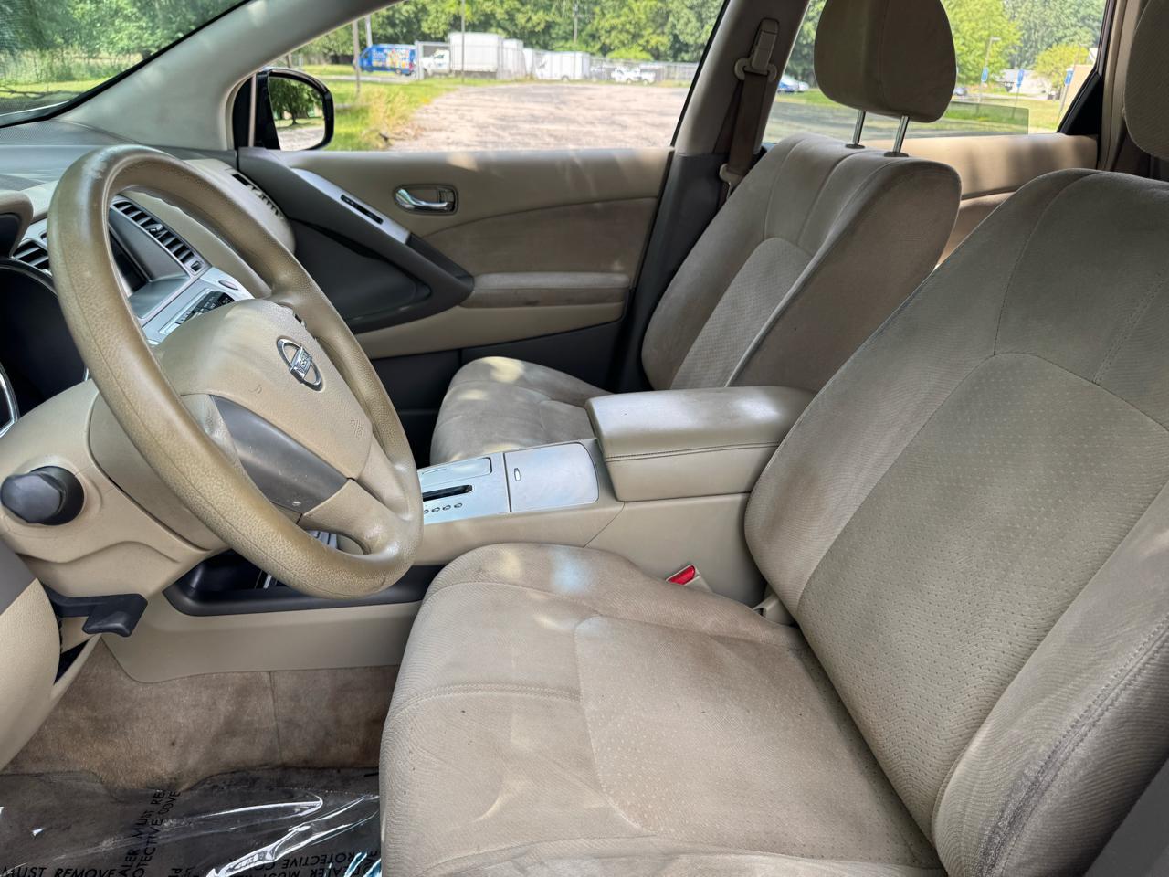Nissan Murano S 2011