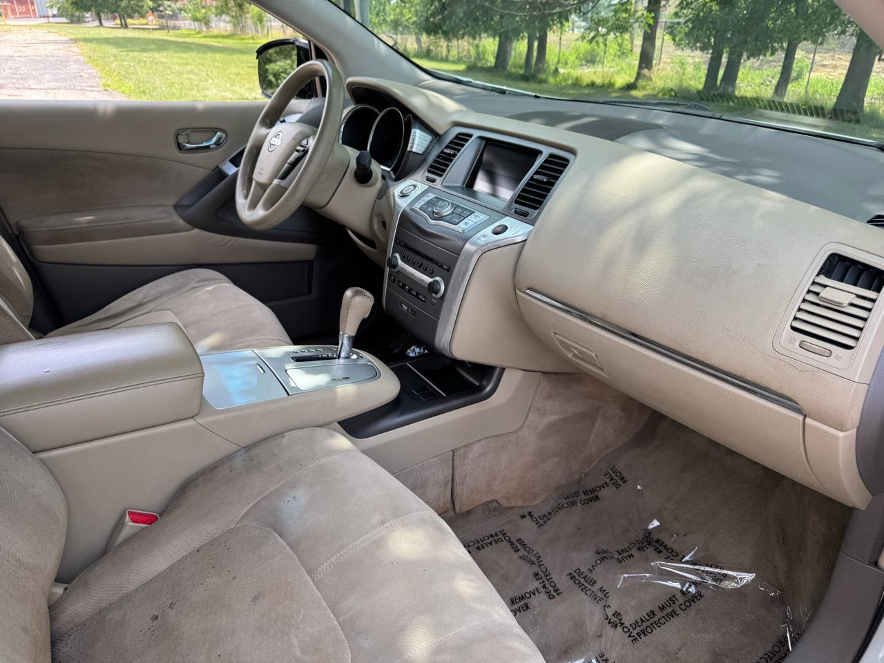 Nissan Murano S 2011