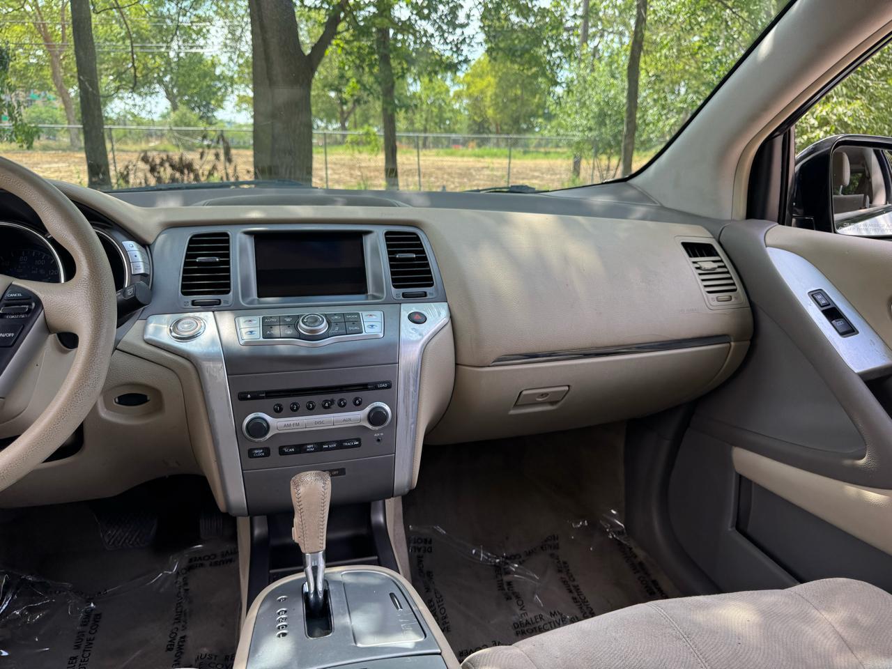 Nissan Murano S 2011