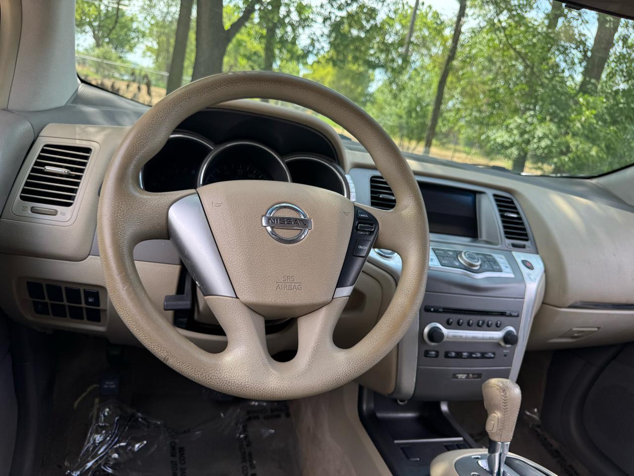 Nissan Murano S 2011