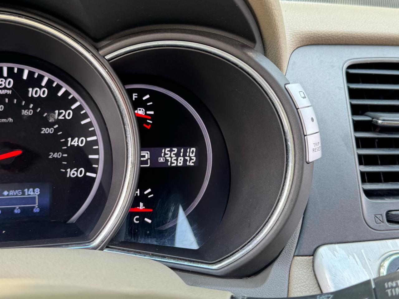Nissan Murano S 2011