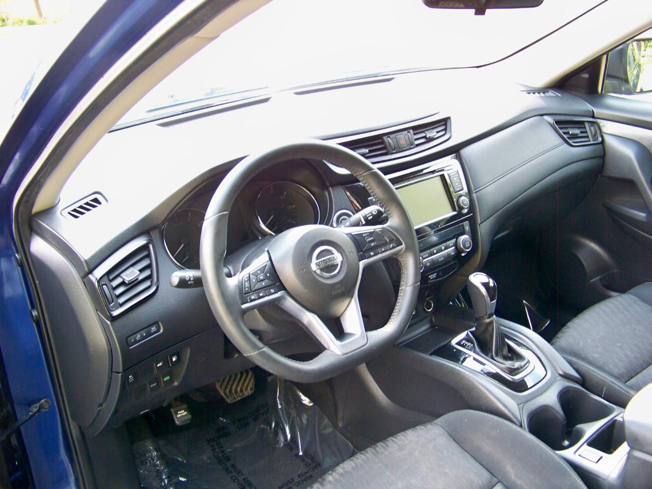Nissan Rogue SV FWD 2018