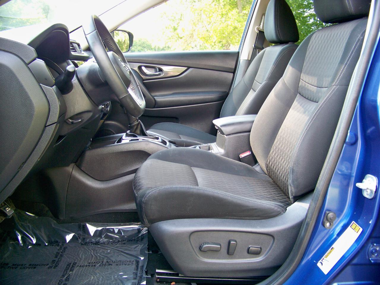 Nissan Rogue SV FWD 2018