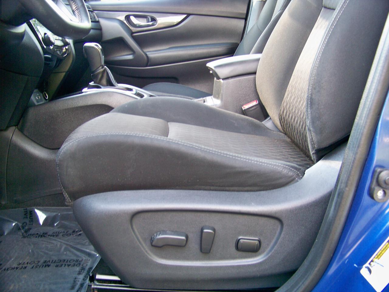 Nissan Rogue SV FWD 2018