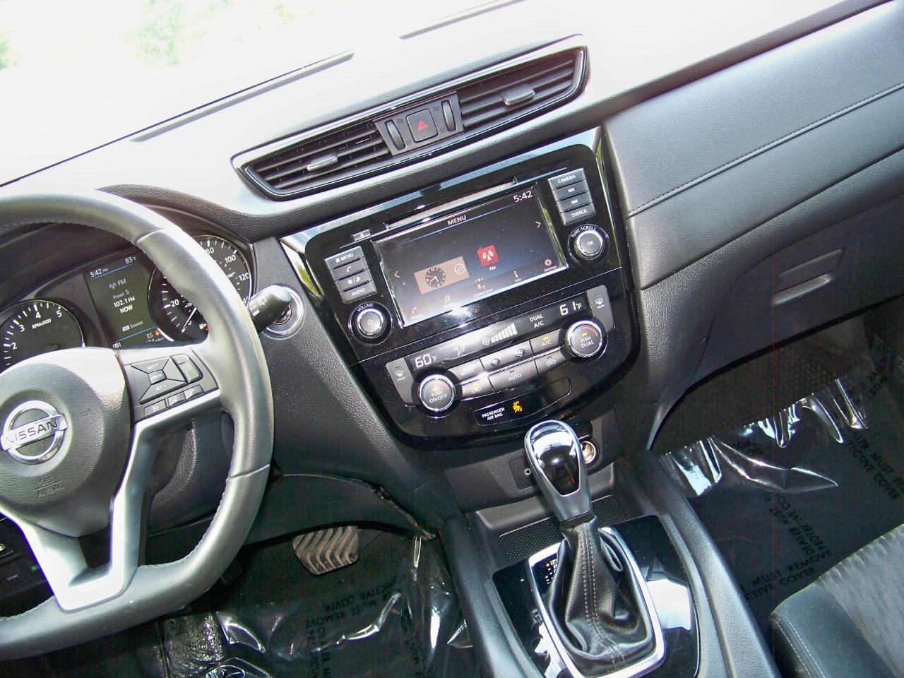 Nissan Rogue SV FWD 2018