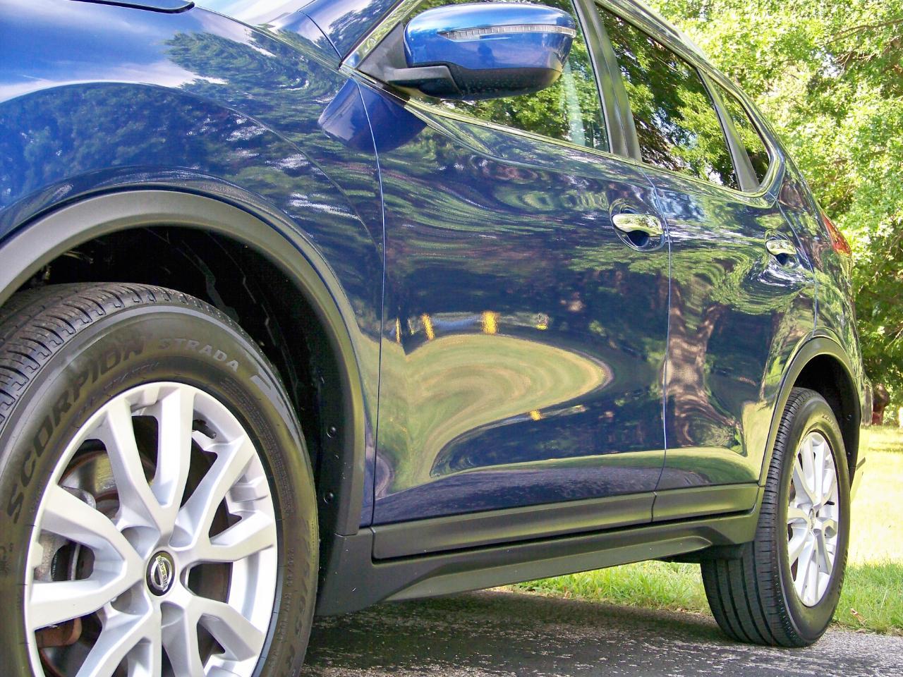 Nissan Rogue SV FWD 2018