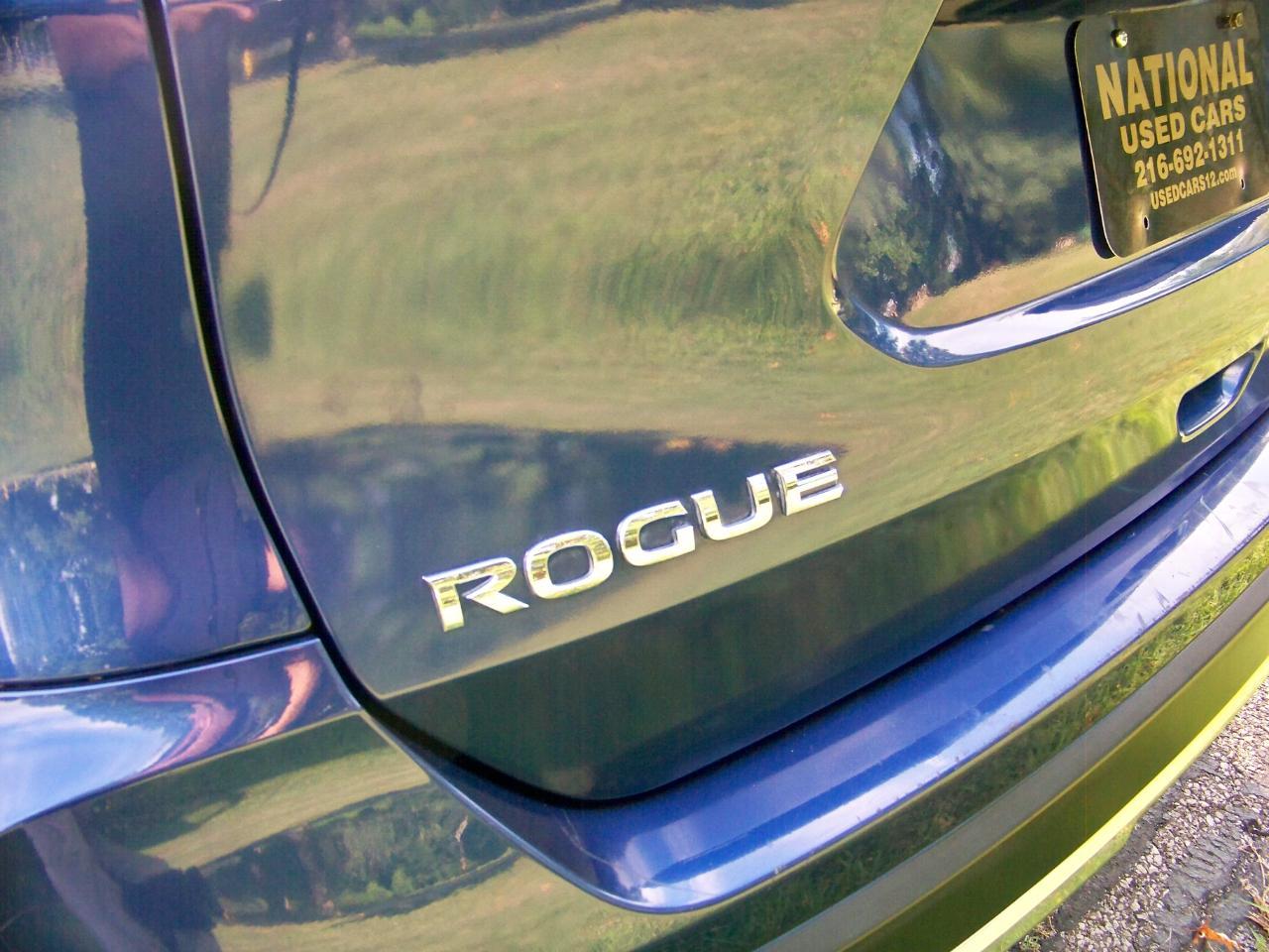 Nissan Rogue SV FWD 2018