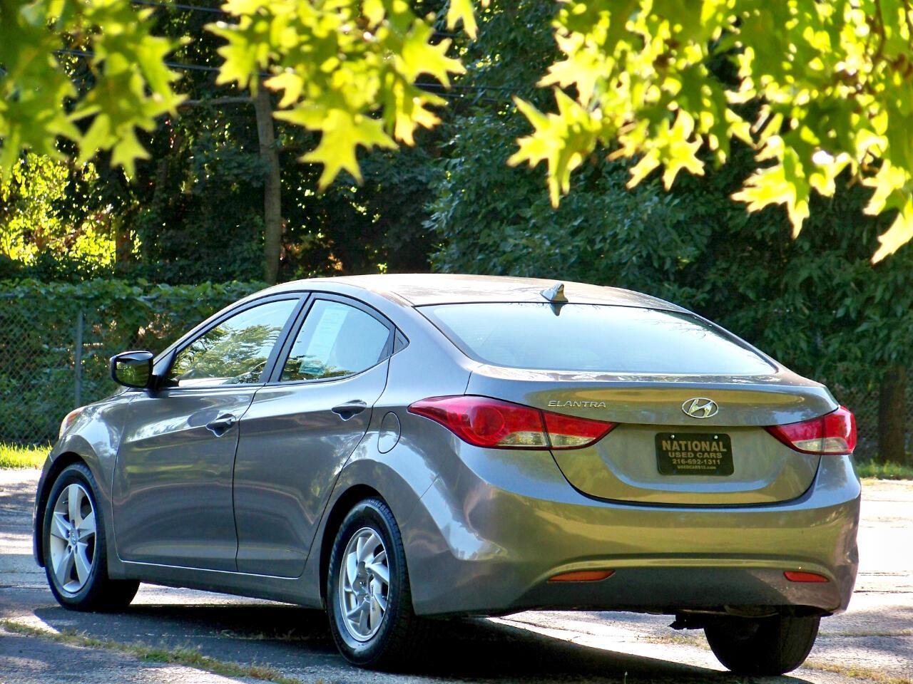 Hyundai Elantra GLS A/T 2013