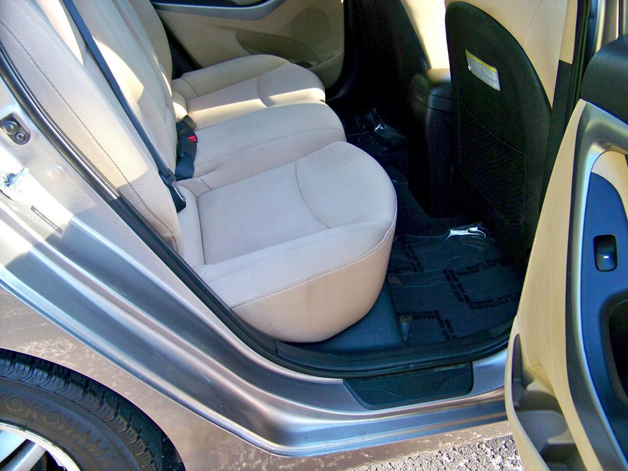 Hyundai Elantra GLS A/T 2013