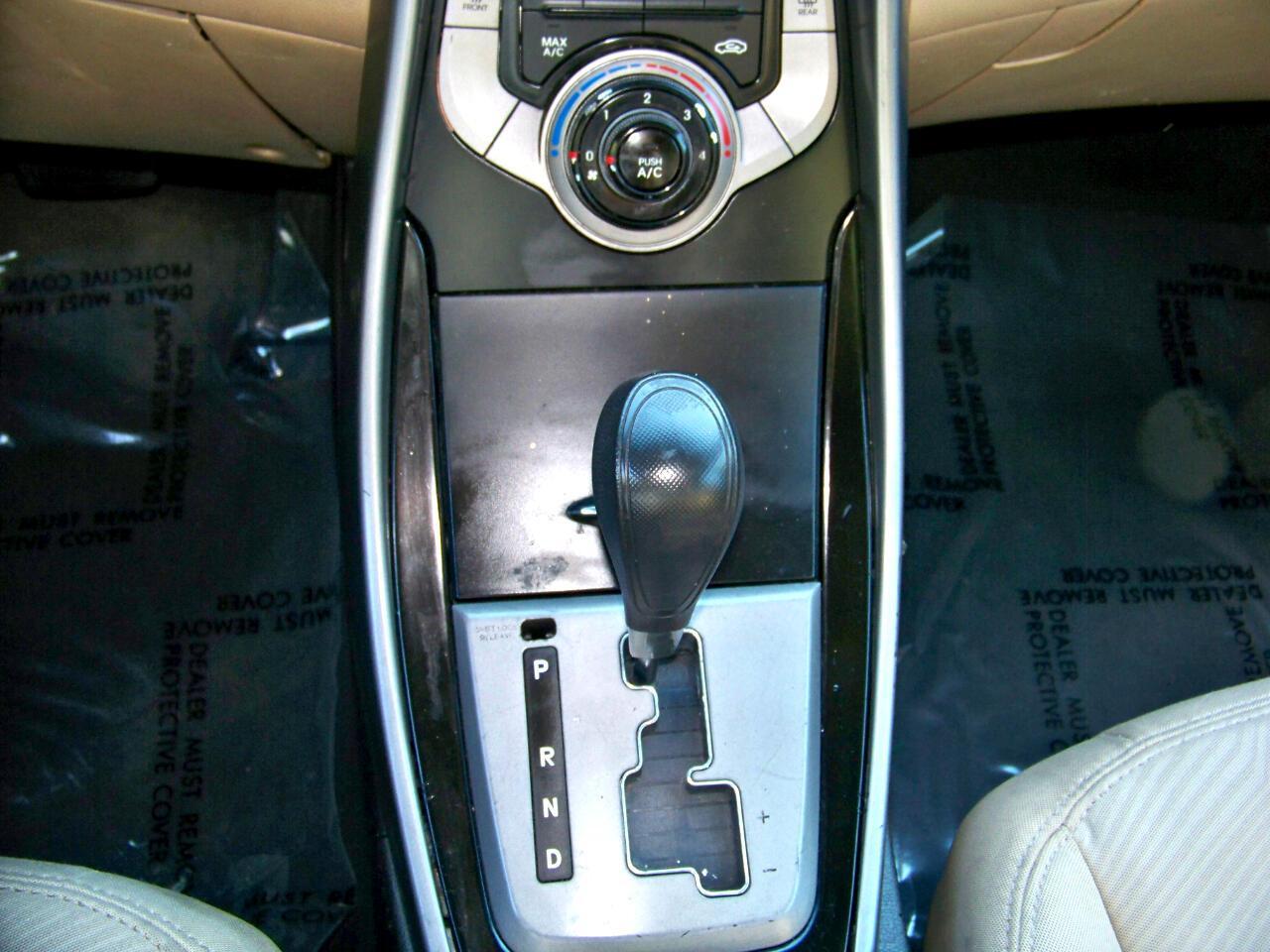 Hyundai Elantra GLS A/T 2013