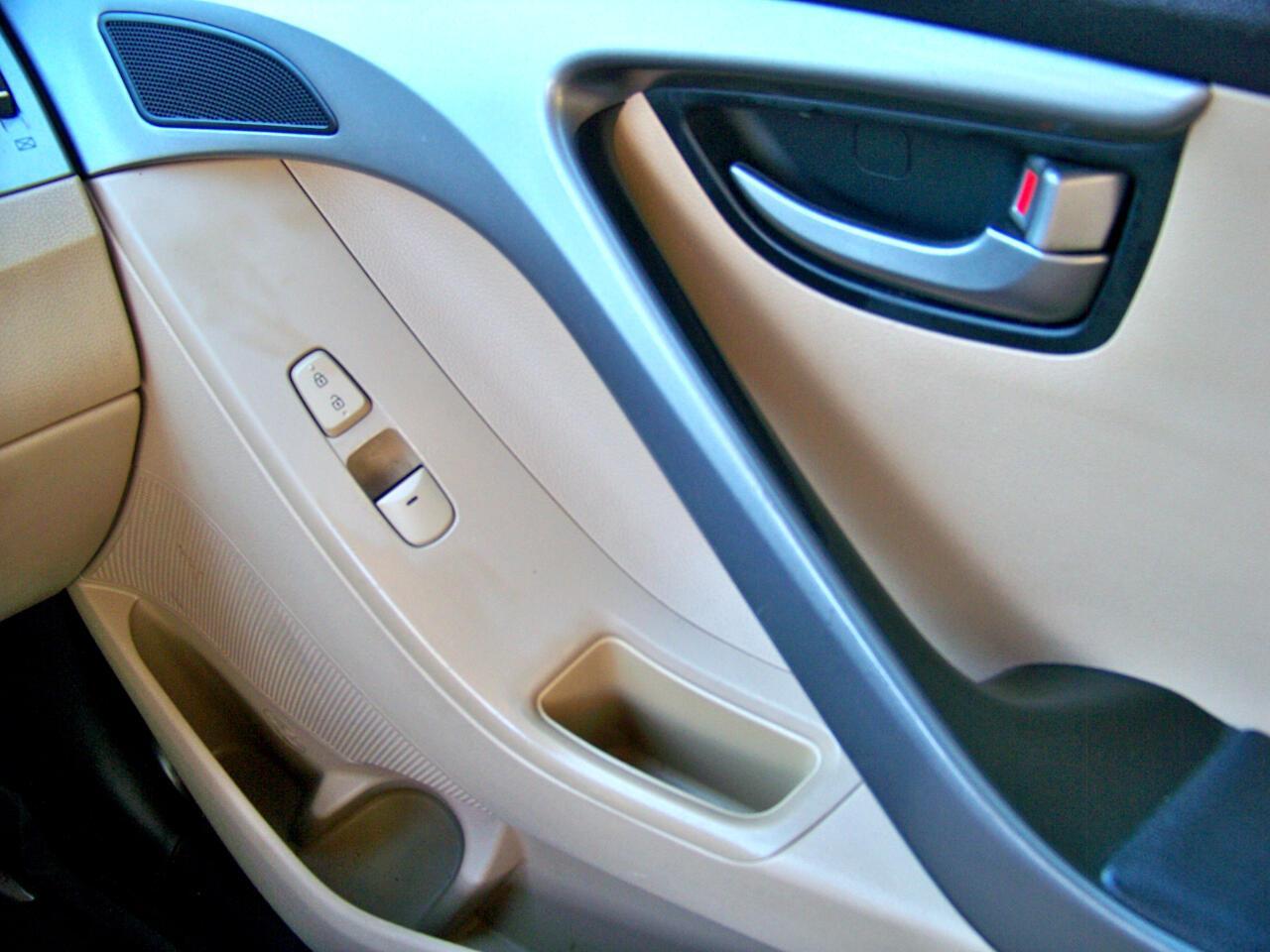 Hyundai Elantra GLS A/T 2013