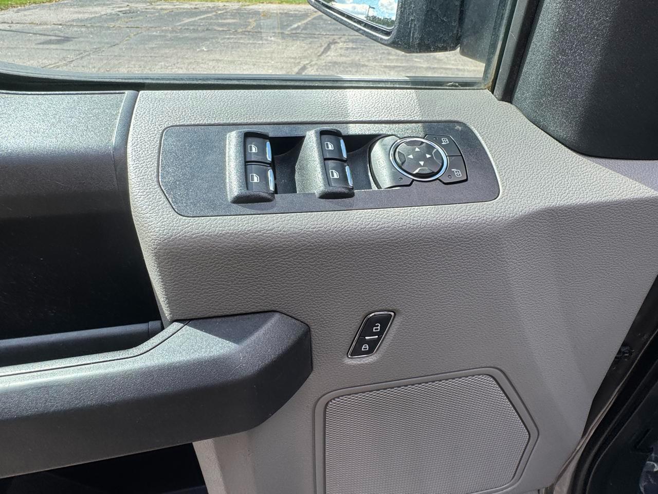 Ford F-150 STX 4WD SuperCab 6.5' Box 2017
