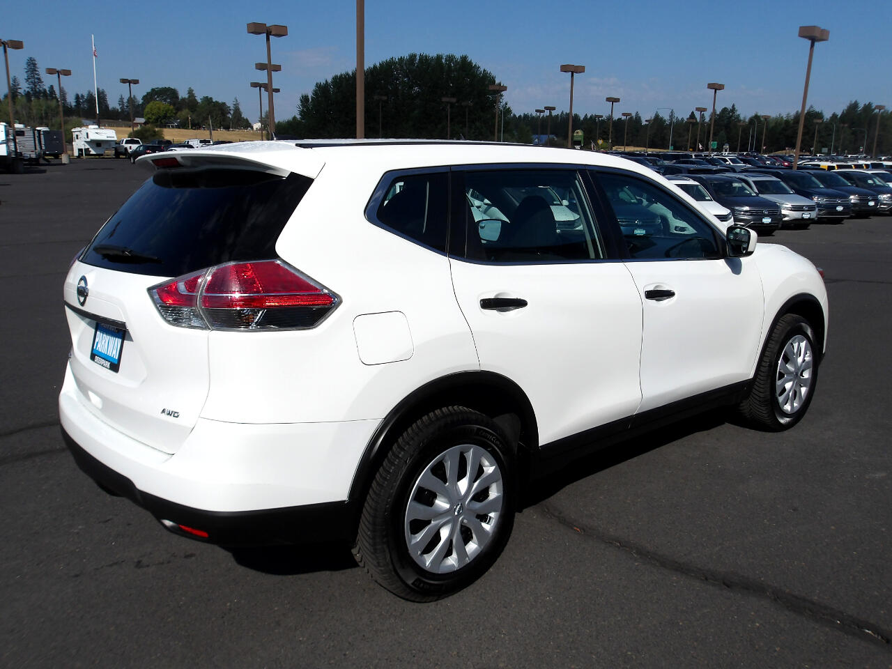 2016 Nissan Rogue S photo 5