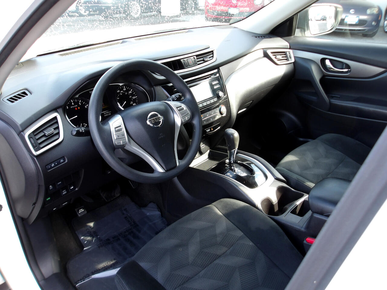 2016 Nissan Rogue S photo 9