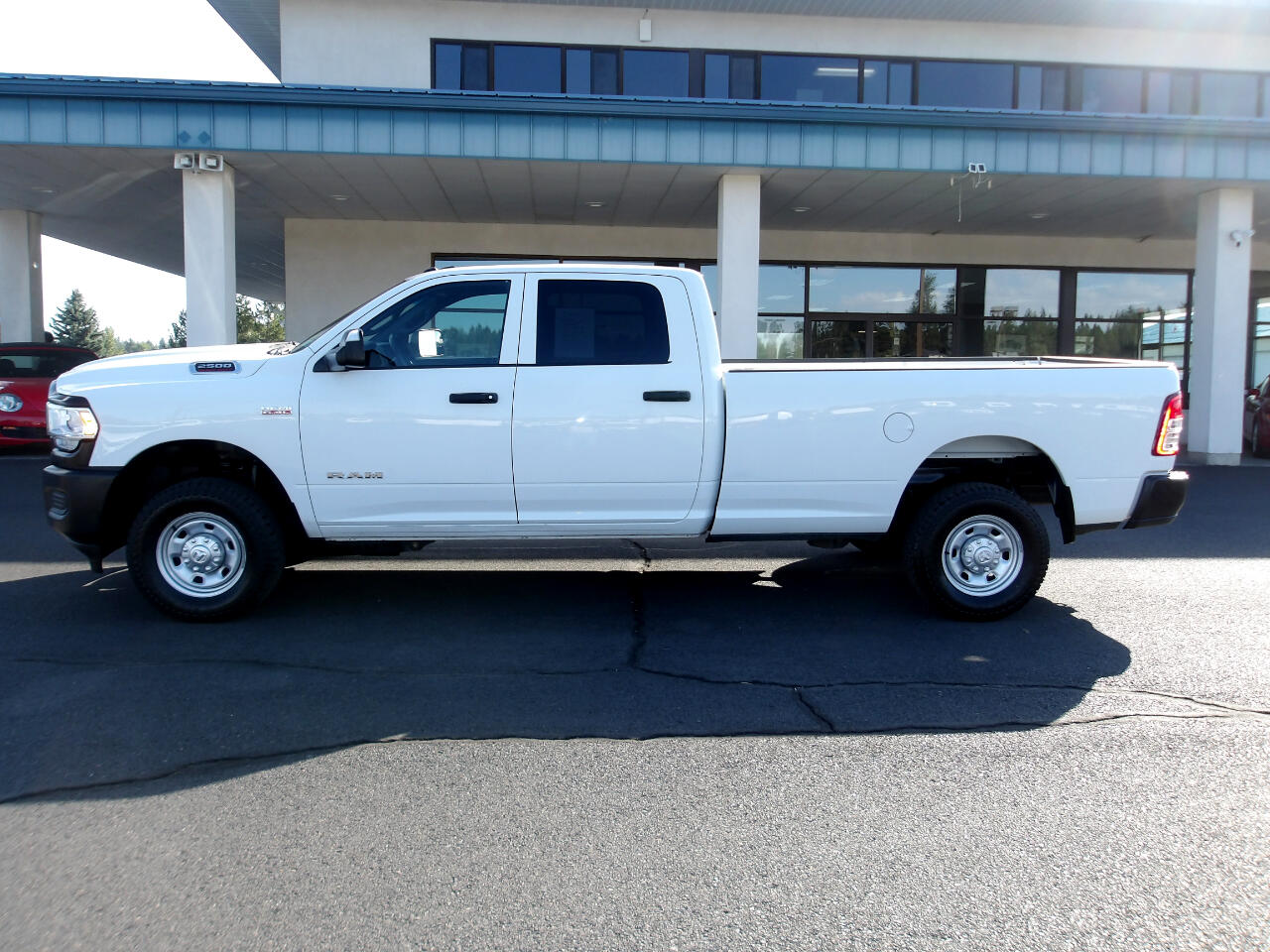 2021 Ram 2500 Tradesman photo 2
