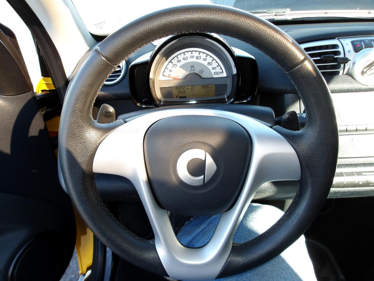 2015 Smart Fortwo photo 12