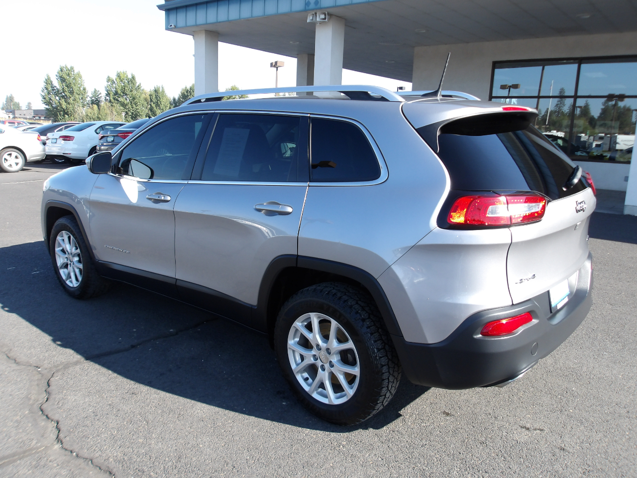 2017 Jeep Cherokee Latitude photo 3