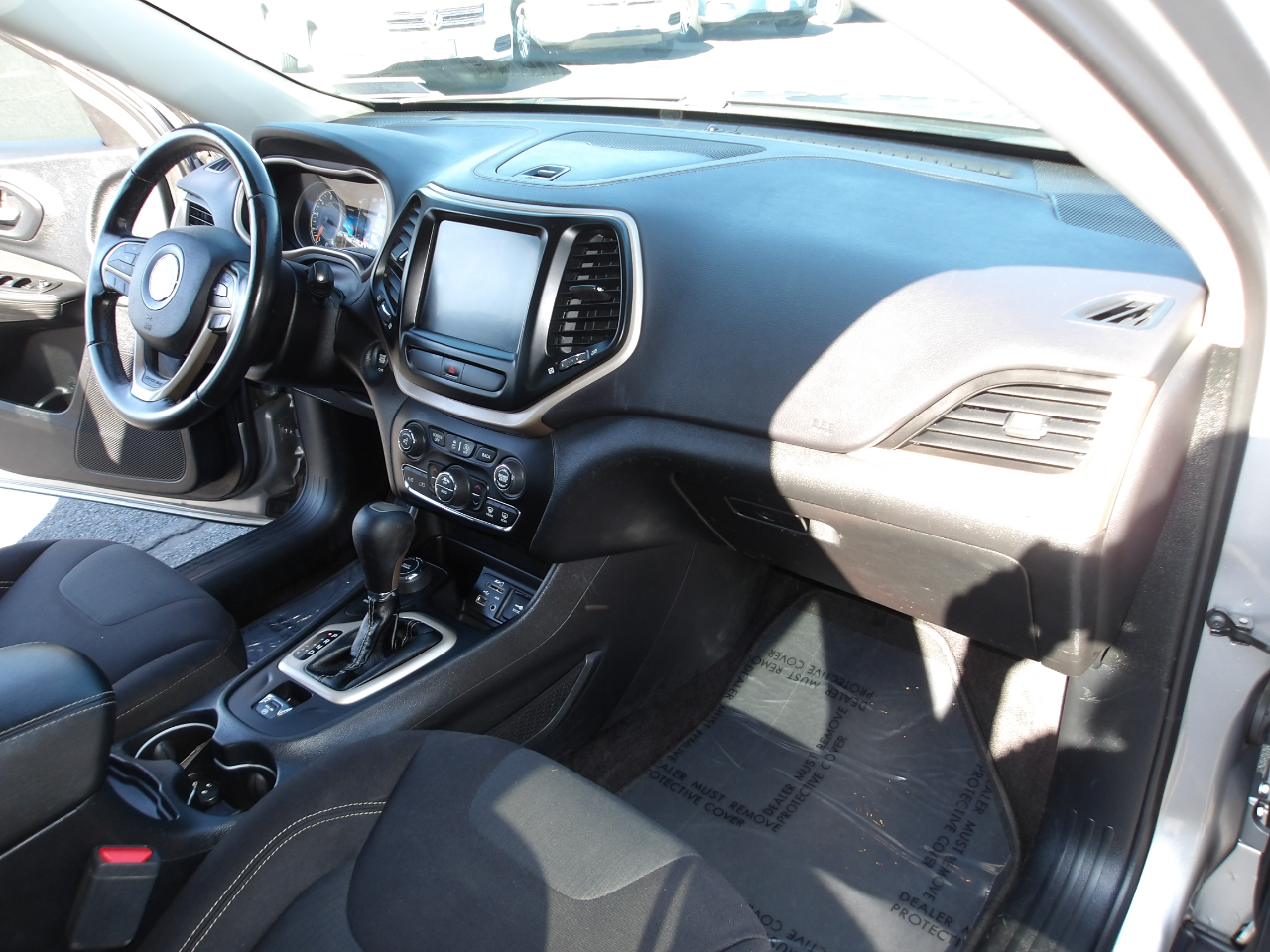 2017 Jeep Cherokee Latitude photo 13