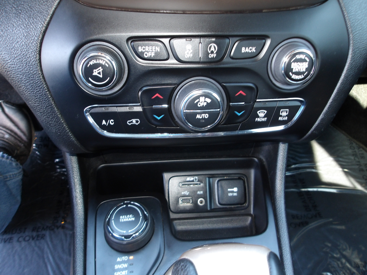 2017 Jeep Cherokee Latitude photo 20