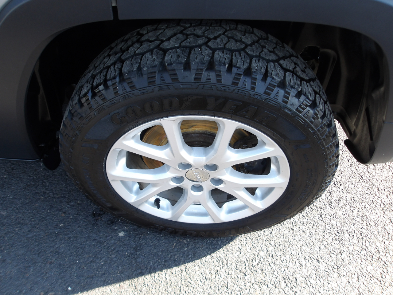 2017 Jeep Cherokee Latitude photo 24