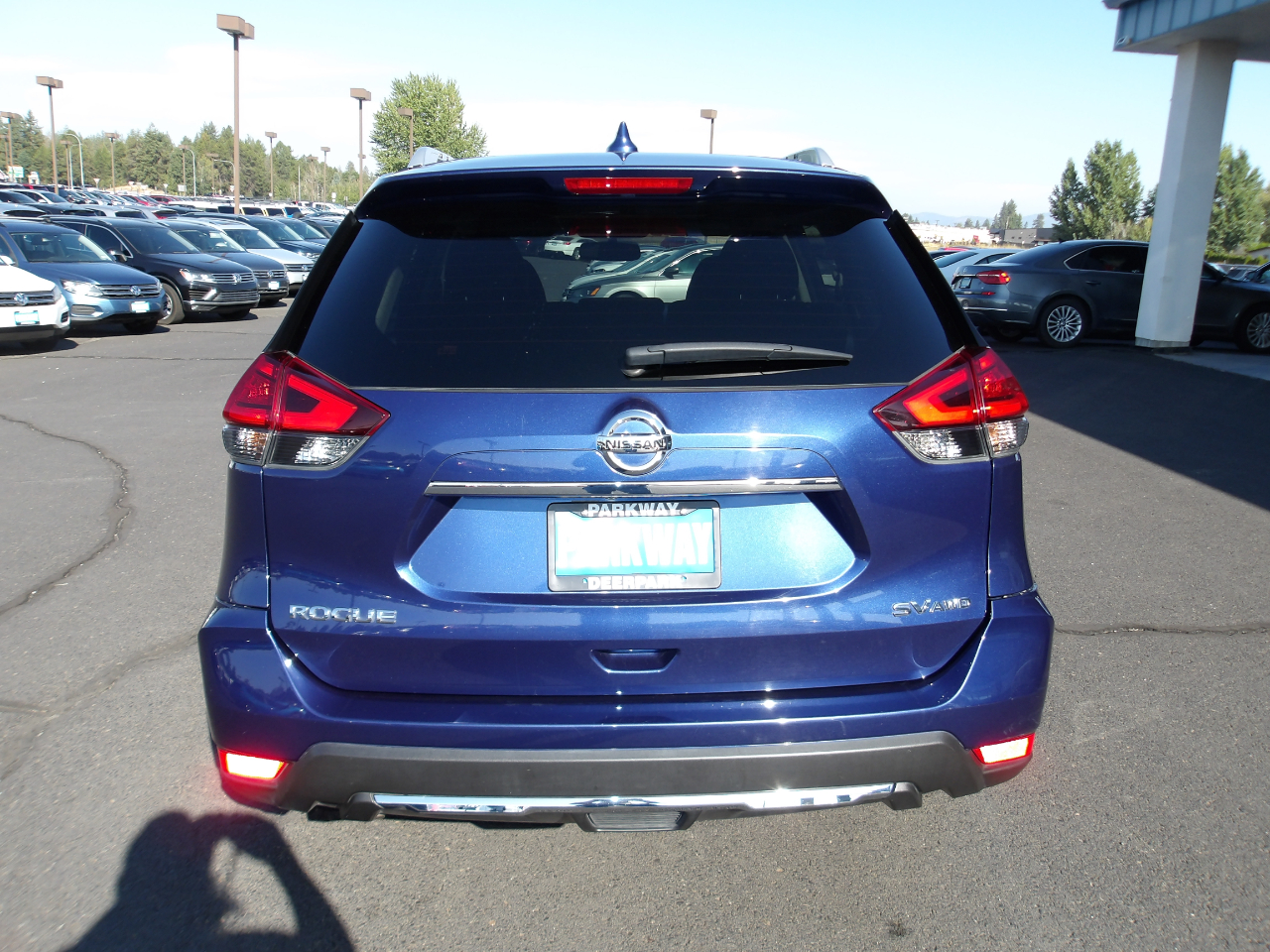 2017 Nissan Rogue SV AWD photo 4