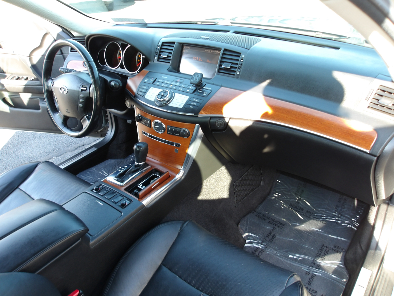 2007 Infiniti M35 photo 12