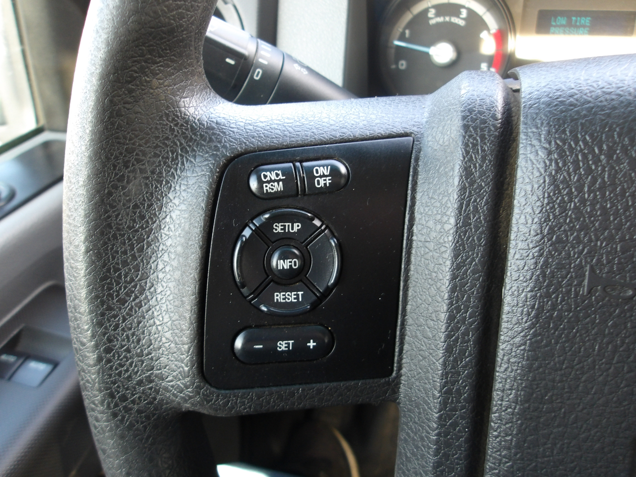 Ford F-350 SD XL 4WD 2015