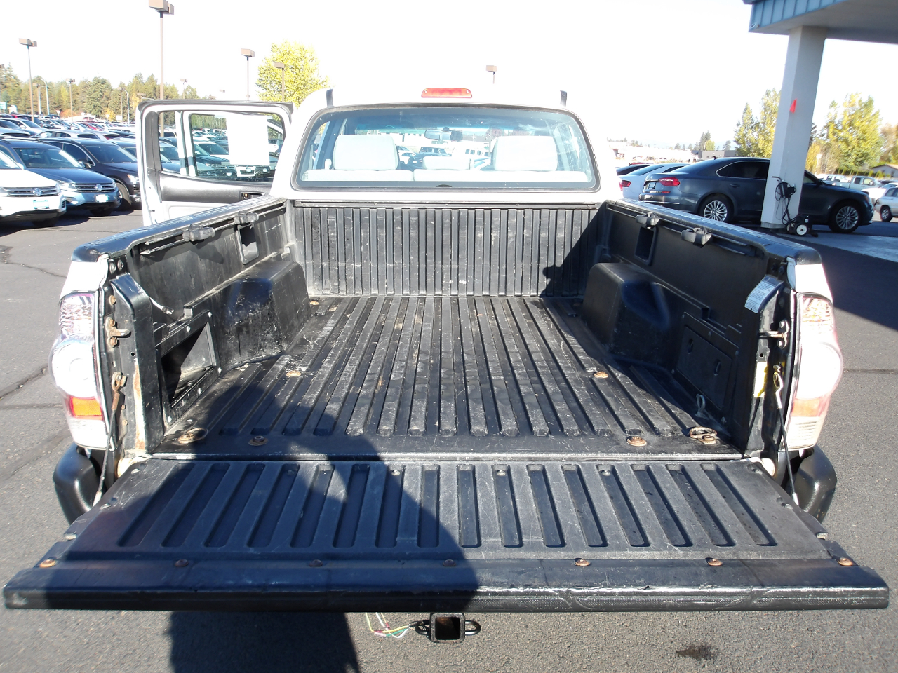 Toyota Tacoma 4WD Double LB V6 AT (Natl) 2010