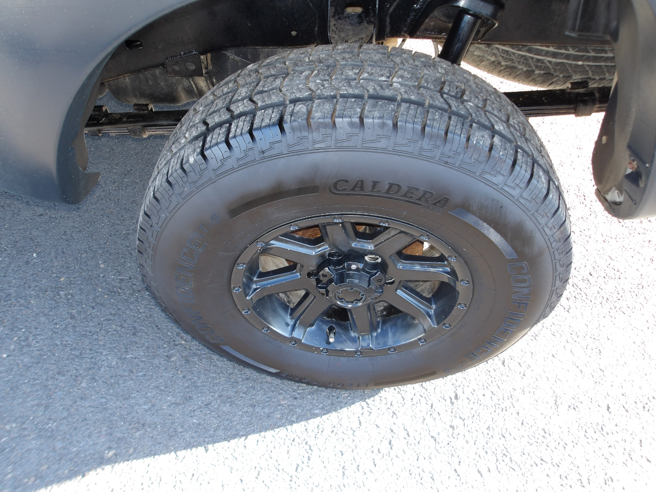 Toyota Tacoma 4WD Double LB V6 AT (Natl) 2010