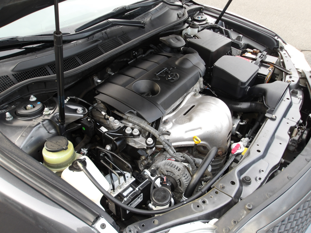 Toyota Camry SE 2011