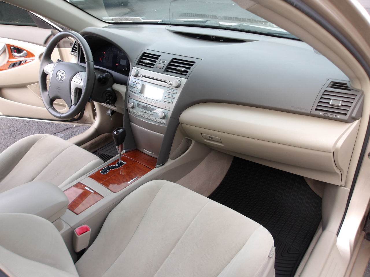 Toyota Camry XLE 2009