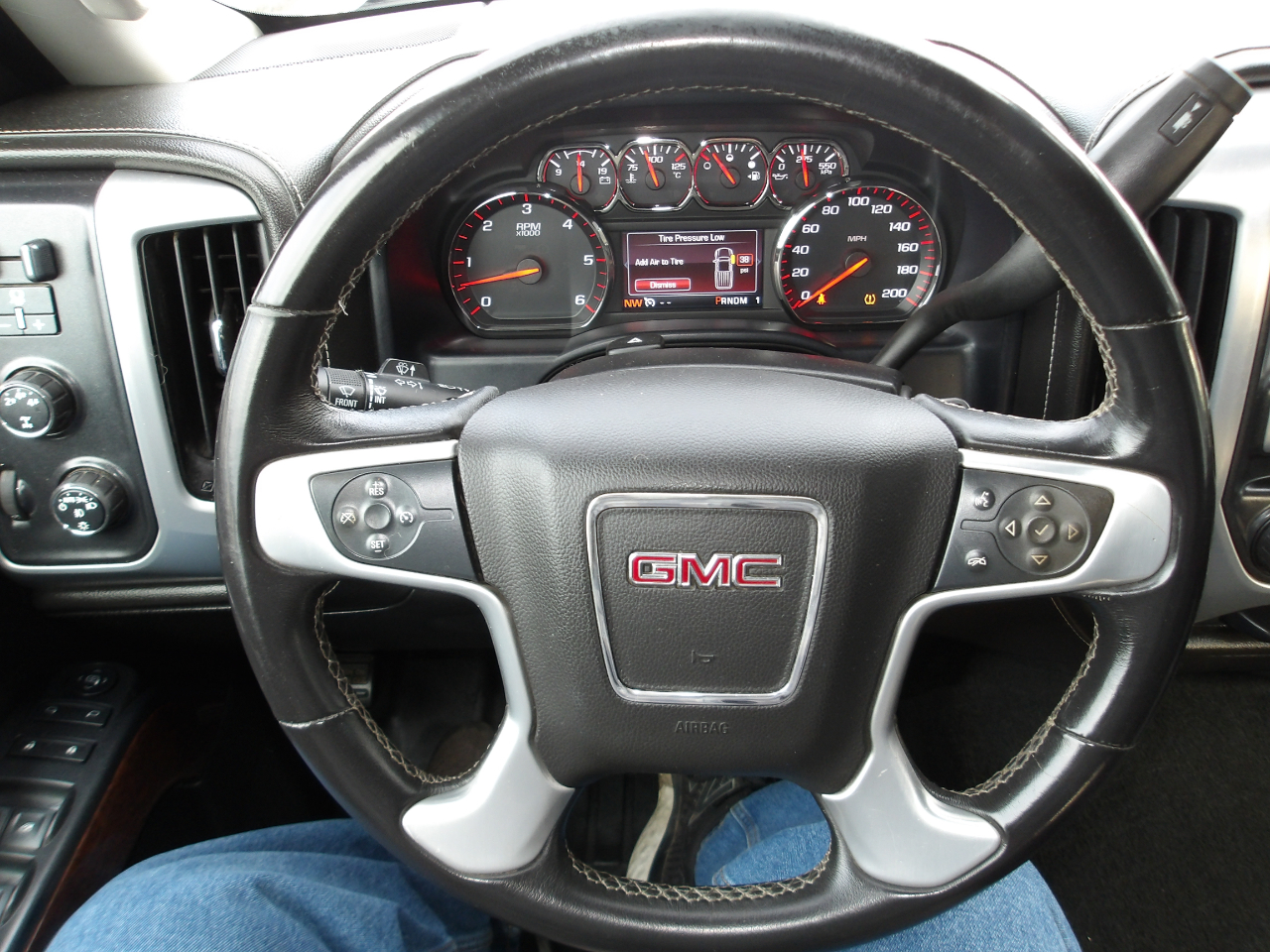 GMC Sierra 2500HD 4WD Crew Cab 153.7" SLE 2015