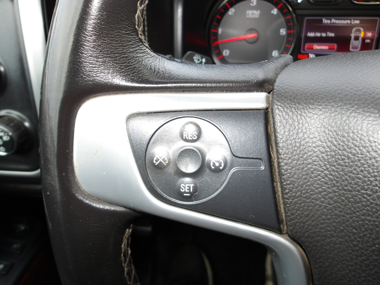 GMC Sierra 2500HD 4WD Crew Cab 153.7" SLE 2015