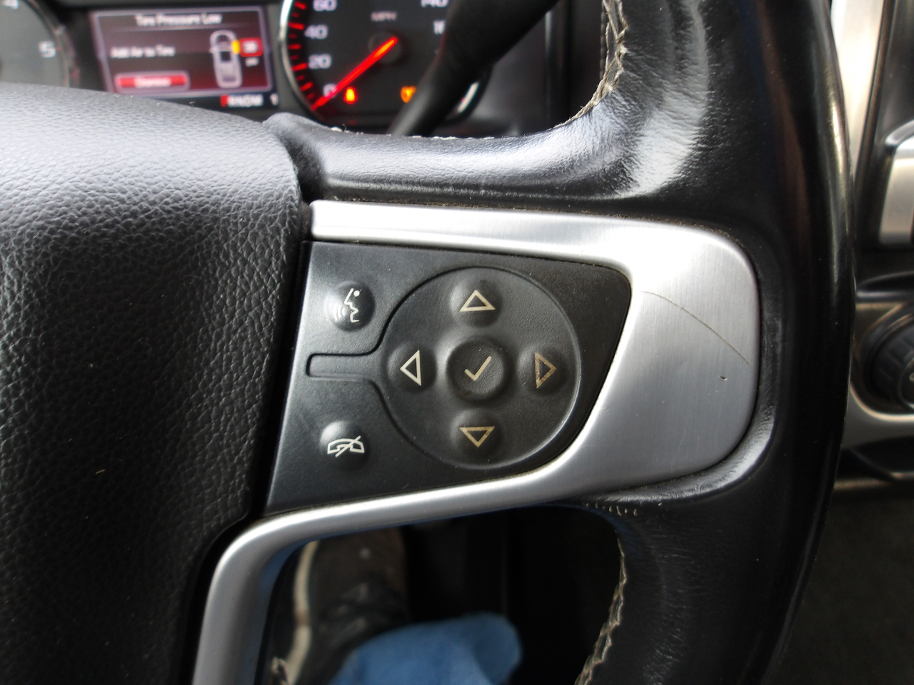 GMC Sierra 2500HD 4WD Crew Cab 153.7" SLE 2015