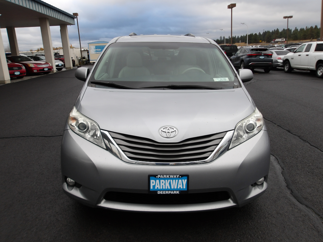 Toyota Sienna 5dr 7-Pass Van V6 Ltd AWD (Natl) 2014